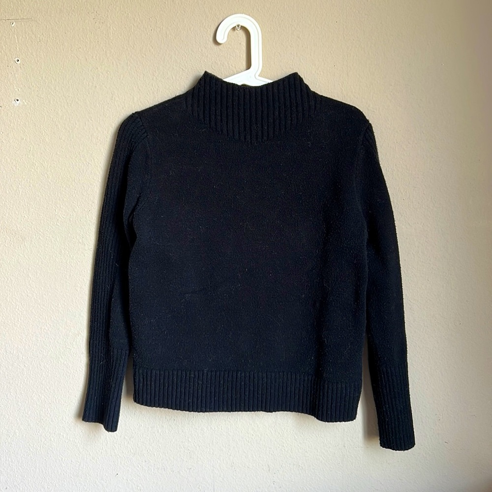 Banana Republic Ribbed Black Turtleneck